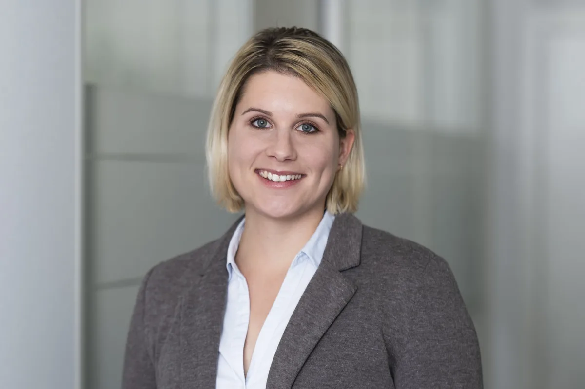 62e02e3cc49b74cbf3b5f056deec0a2243e75187 Simone König ist Verantwortliche Berufsbildung beim Verband Schweizer Gemüseproduzenten (VSGP). (Bild VSGP)