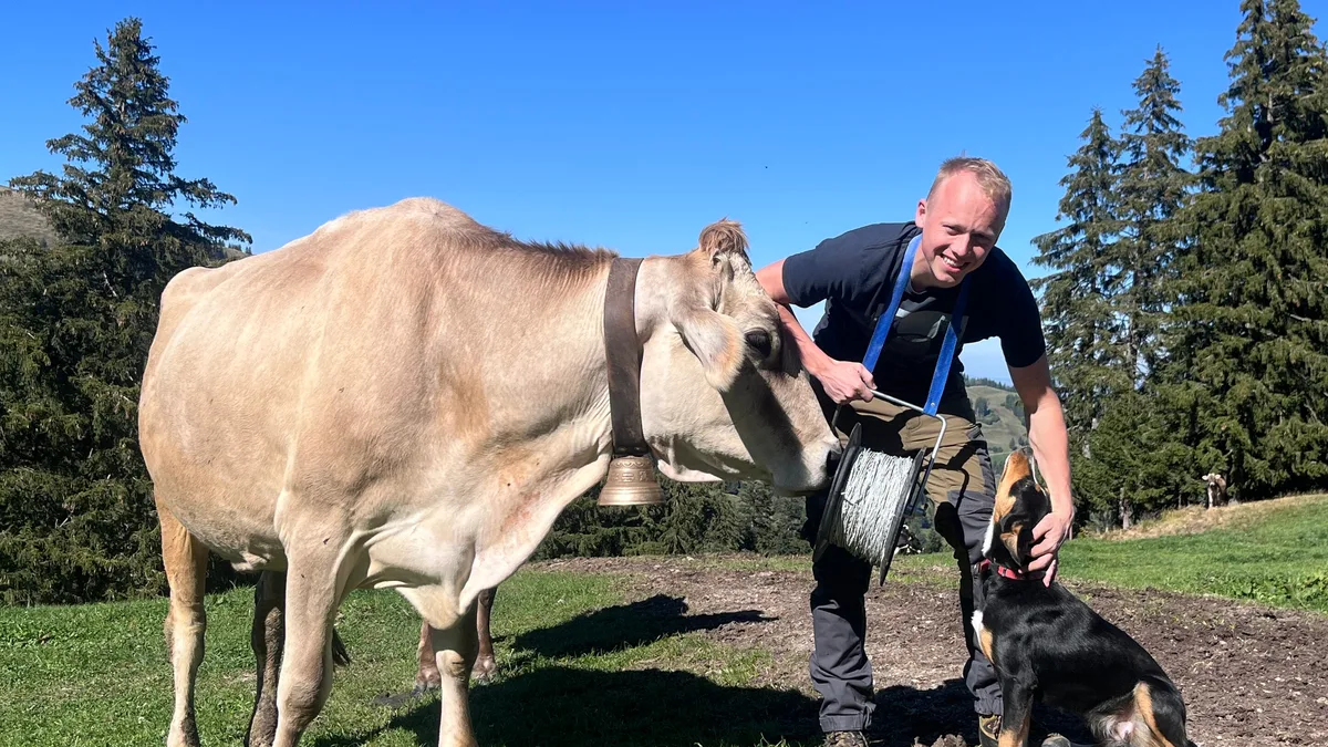 Jonas Portmann Porträt Jonas Portmann geniesst den Sommer auf der Alp, freut sich aber auch auf die spannende Zeit im Tal.
