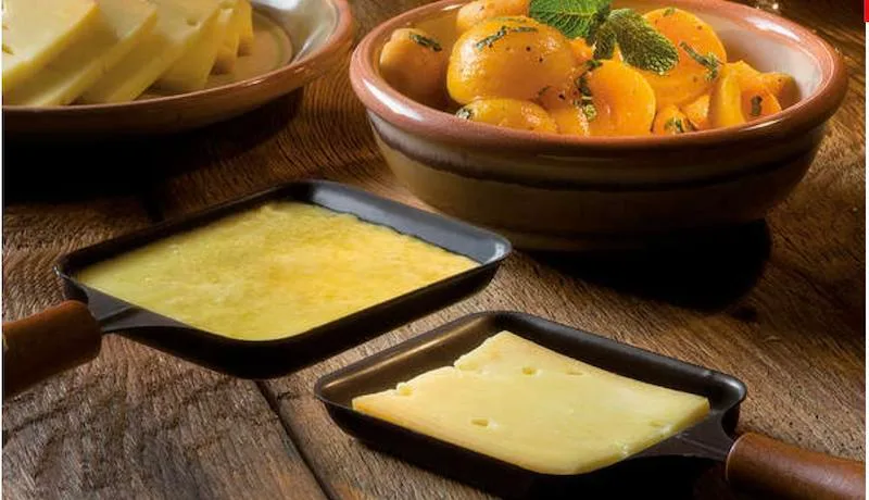 a140905d4ccb68c0eb7e673510a7c41525de3804 Zuhause und in der aussergewöhnlichen Lage scheint die Lust auf Raclette vergangen zu sein. (Bild Screenshot raclette-du-valais.ch)