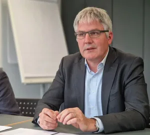 BLW-Direktor Christian Hofer vertritt die Schweiz am «Global Forum for Food and Agriculture» in Berlin.