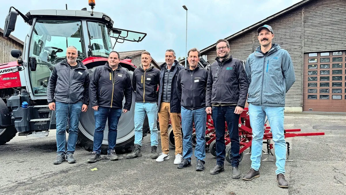 a2121449fff34d62205c643b6c4aa62a0d890e1f91d40a79d3ec325e76daddc0 Alle für einen, einer für alle: Das Kernteam der SFF. Von links nach rechts: Ueli Schild, Leiter Versuchsbetrieb SFF, Nicolas Helmstetter, Roman Gambirasio, Jack Rietiker, Christian Eggenberger, Nils Zehner und Florian Bachmann.