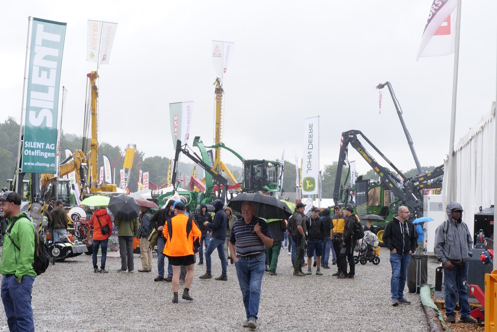 Forstmesse Luzern: Staunen zwischen Stahl und Holz