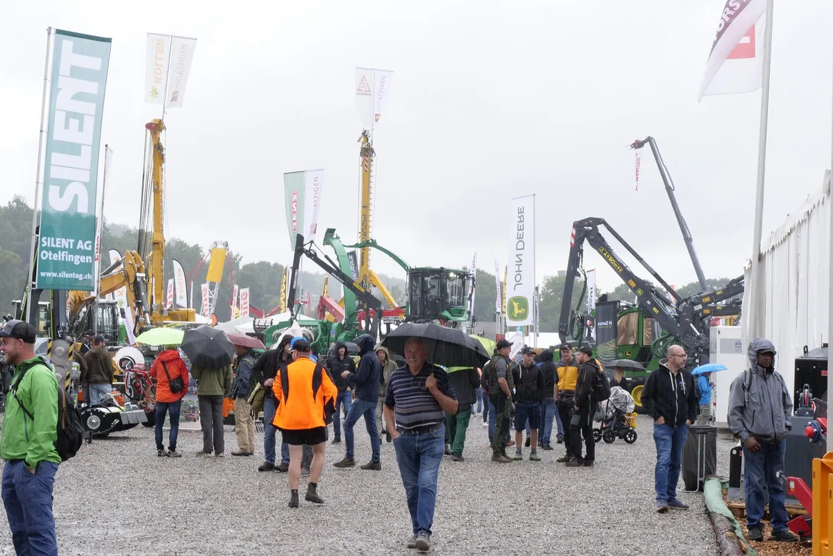 Forstmesse Luzern: Staunen zwischen Stahl und Holz