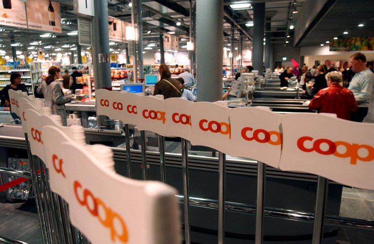 Im Detailhandel erzielte Coop 2015 einen Nettoerlös von 17,3 Mia. Franken. (Bild Coop)