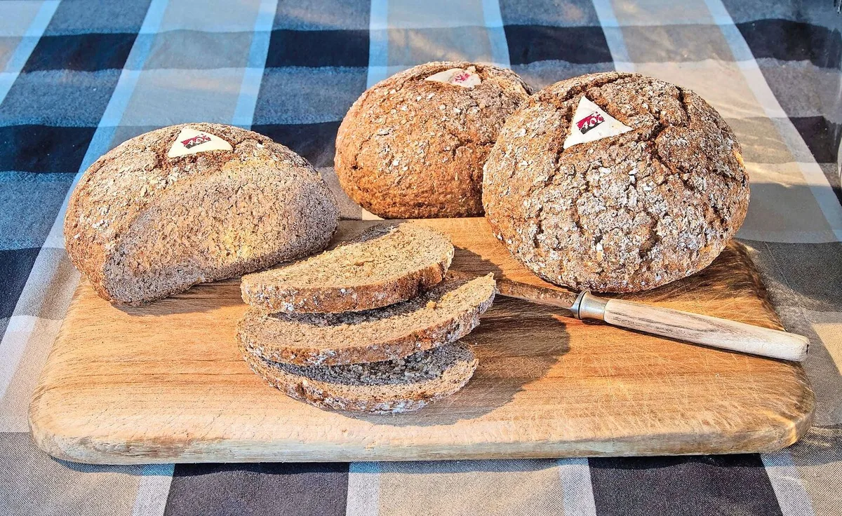Während einem Jahr wird das Walliser Mehl für das Walliser Roggenbrot AOP im Waadtland gemahlen. Das BLW erteilte dafür eine Sonderbewilligung.