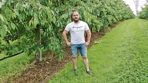Ivan Aregger freut sich auf die bevorstehenden Herausforderungen während seiner Ausbildung zum Agrotechniker HF. (Bild BVA)