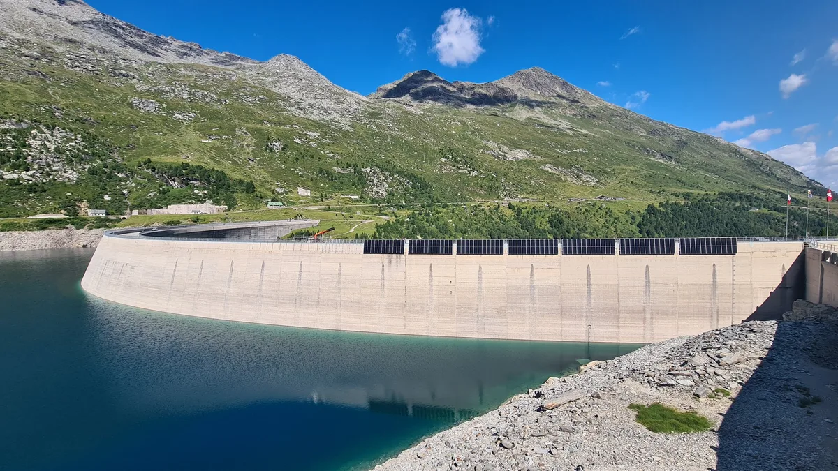 Bild_Baustart_Lago_di_Lei EWZ stellt Planung der Solaranlage in Splügen-Tambo ein