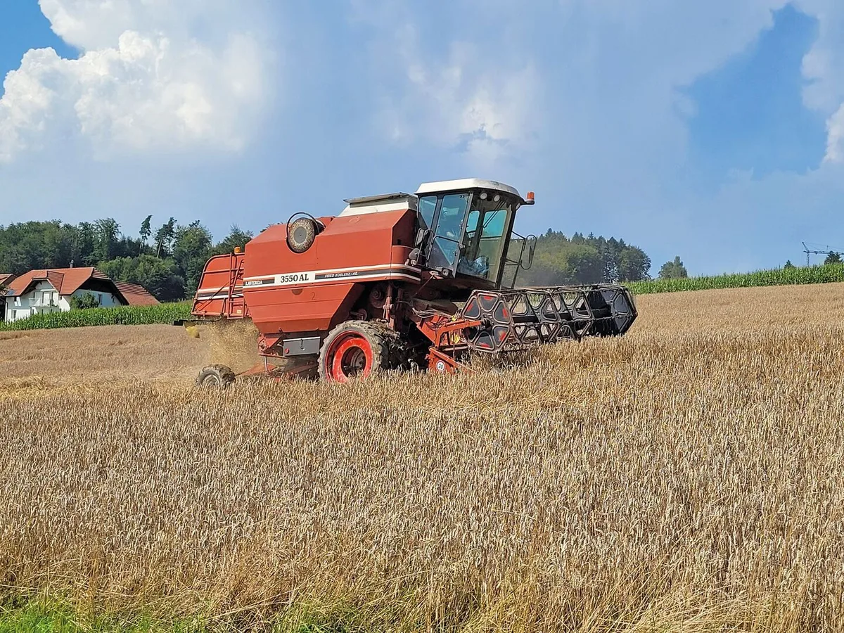 0aae0181ced752457b73891f4653d762fd7343cc1c77c9bd4228bb5fa4096df0 Auf dem Bild aus dem Jahr 2021 war der Laverda bereits voll im Einsatz.
