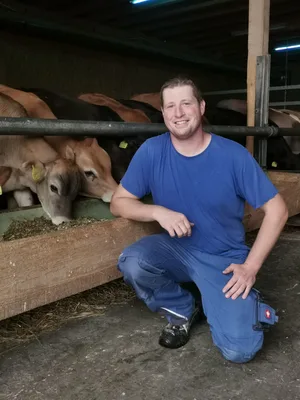 Jan Hug ist Landwirt und Lohnunternehmer. Er hält in Kesswil TG 130 Mastmuni.