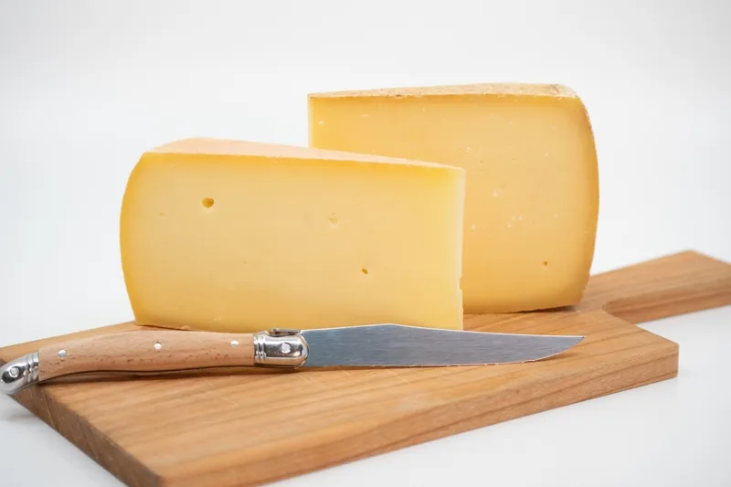 kaese_sam Käse für den Export - «Wann hören wir auf mit diesem Zirkus?»