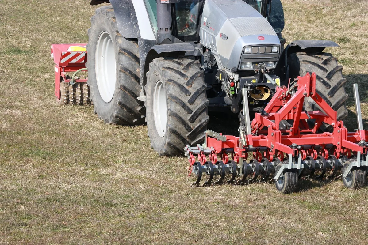 IMG_4378 Wiesen- und Weidepflege: Striegeln oder abschleppen?