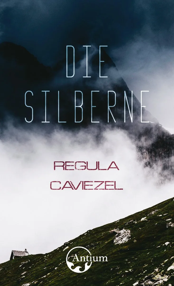 d5d2b86c32f34bf0cb7f707feedf9ba3d29bc99f Im Roman «Die Silberne» erzählt Regula Caviezel die Geschichte einer Frau, die sich in die Berge zurückgezogen hat.(Bild zVg)