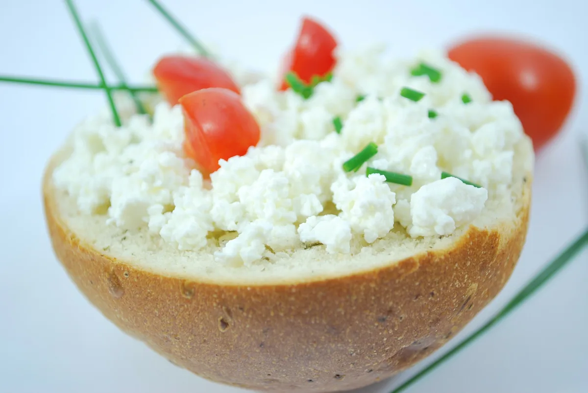 b4aebf40195c81bc0ef9f091b37683cb1c184666 Die Schweizer Milchproduzenten bezeichnen Frischkäse als Wachstumsmarkt, denn dessen Beliebtheit steigt stetig. (Bild julenka / Pixabay)