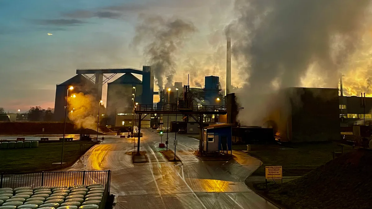 mood Frühschicht in der Zuckerfabrik Frauenfeld: Nach der Bio-Kampagne verarbeitet das Werk seit dem 28. September konventionelle Schweizer Rüben.