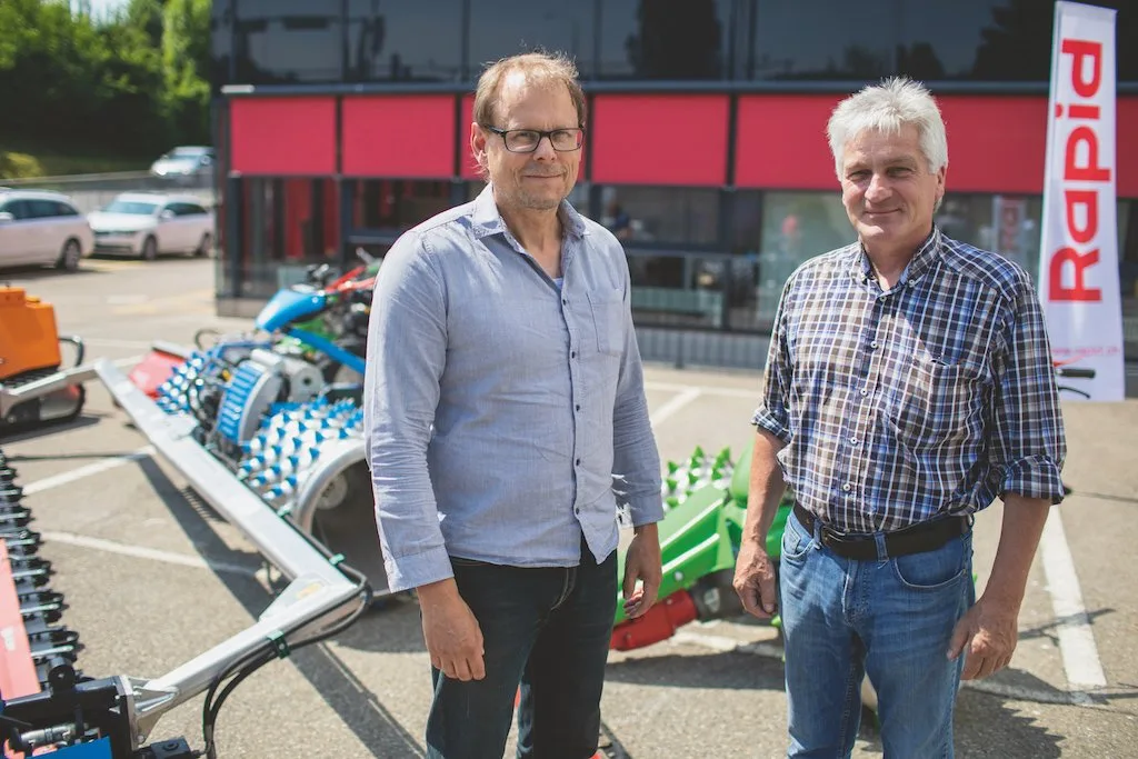 a63fd450abd63f90a7534fb37f86d91395a2e041 Rolf Schaffner, links und Martin Brielmaier vereinen Rapid und Brielmaier unter dem Dach der Rapid-Gruppe. Bild: Gian Vaitl