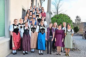 Zahlreiche Frauen aus dem ganzen Kanton Bern reisten an, um ihre Fachausweise entgegenzunehmen.