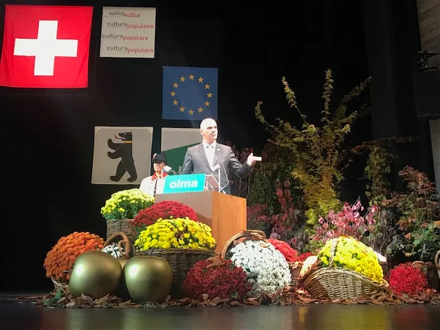 7dfda8d919664c77b3126009aa124d036f68640e Bundesrat Alain Berset, der vom Messedirektor als "oberster Viehdoktor" vorgestellt wurde, sorgte mit einer launigen Rede für viel Applaus. (Bilder akr)