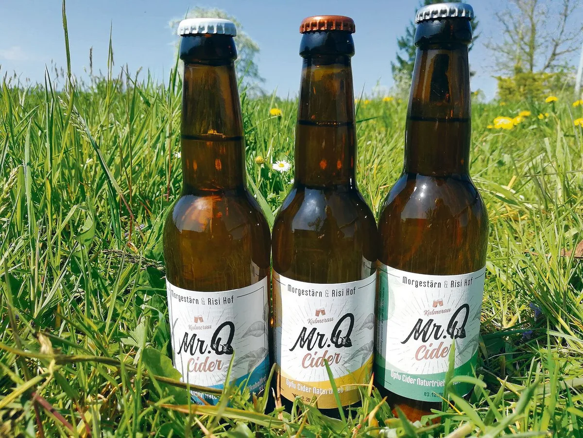 7d2cbaaf538f94f107ecf6c3dd1039d56db6427faf6b95342f7fe6e93c96f951 Der «Mr. Q»-Cider ist ein Gemeinschaftsprodukt der Betriebe Morgestärn und Risihof in Kulmerau.