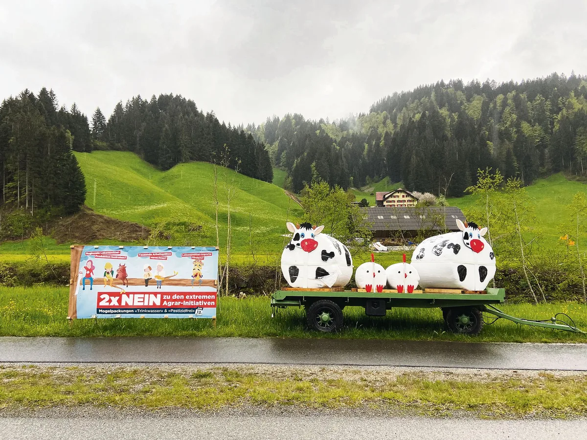 ef4c2d24beee2a7bc80ea3cf3f957408cfd5538b Abstimmungskampf im Entlebuch: Trotz stürmischen Wetters leuchtet das Grün saftig und zeigt an, dass nach fast jedem Unwetter früher oder später ein Hochdruckgebiet folgt. (Bild akr)