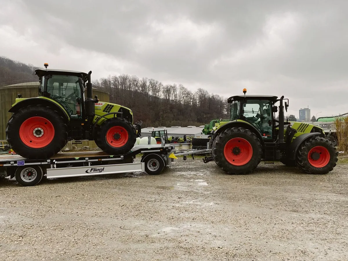 312345cdfa5ef2d370c621503cb8c82e742b0465fc7a7fbe3e93b8755350b5c0 Der SLV erhebt und publiziert jeweils Zahlen zu den Verkäufen bei Traktoren, Transportern und Zweiachsmähern.