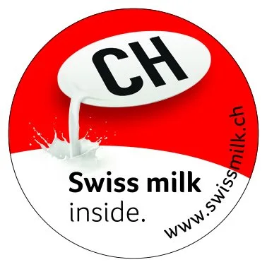 2a84a92174d24c4139980e93388d09b60bfbd924 Da ist Schweiz drin: Ab Mai tragen Schweizer Milch und Milchprodukte den auffälligen Sammelpunkt. (Bild zVg)