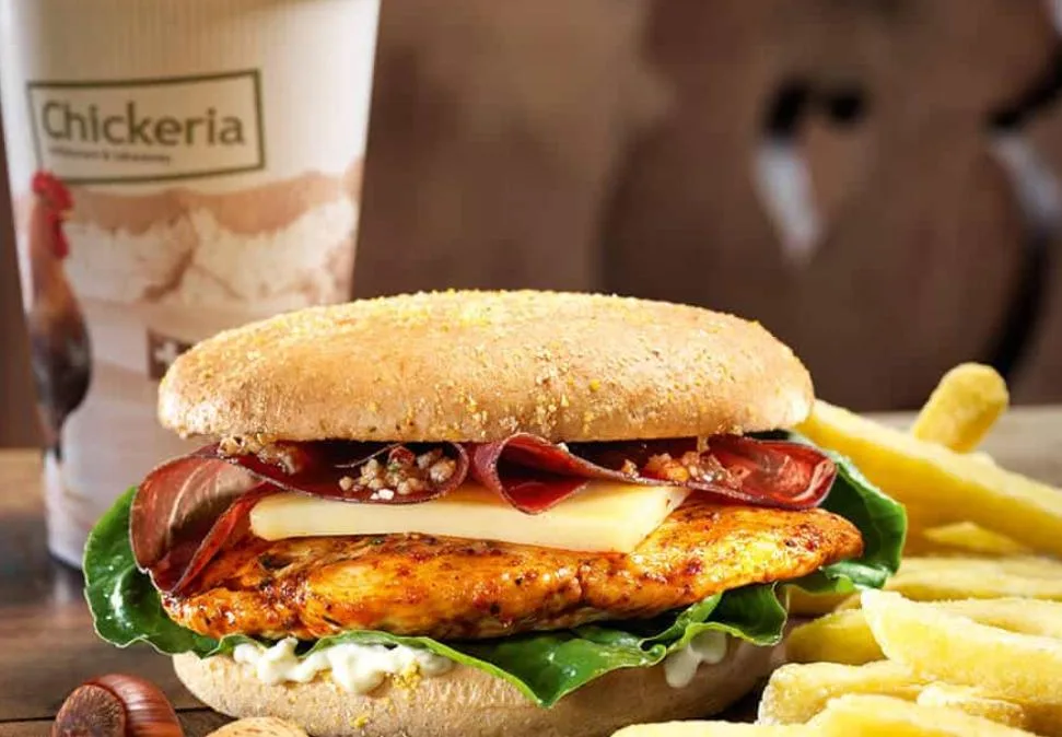 a77b181cf6d4170672dcda25593e0d7989d41750 Die Chickeria bietet Fastfood mit Fokus auf Pouletfleisch an. (Screenshot chickeria.ch)
