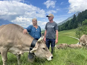 Biomilchproduktion im Berggebiet: Am 16. Juni berichten Annemarie und Niklaus Ettlin in Kerns OW von ihren Erfahrungen.
