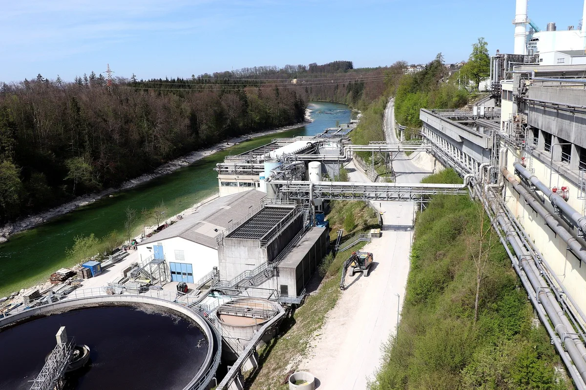 0085aa26b9e8a1a2975f7ad068843ddbb9ed3482 Verschmutztes und unverschmutztes Abwasser soll künftig besser getrennt werden. (Bild Franz W./pixabay)