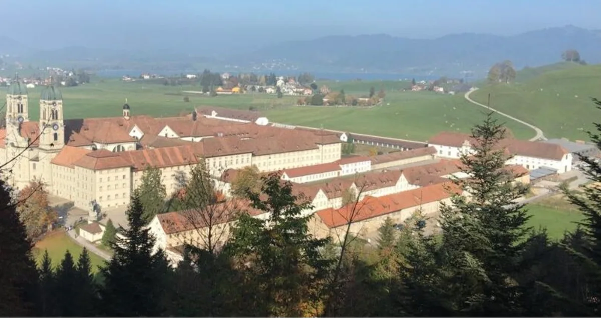 marstallEinsiedeln07 Rumoren im Marstall des Klosters Einsiedeln