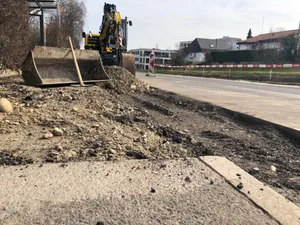 Mit seinem Milliardenpaket will der Bundesrat nach eigenen Angaben die Verfügbarkeit und Sicherheit der Nationalstrassen weiter erhöhen und einen Beitrag leisten zur besseren Verträglichkeit des Strassenverkehrs.