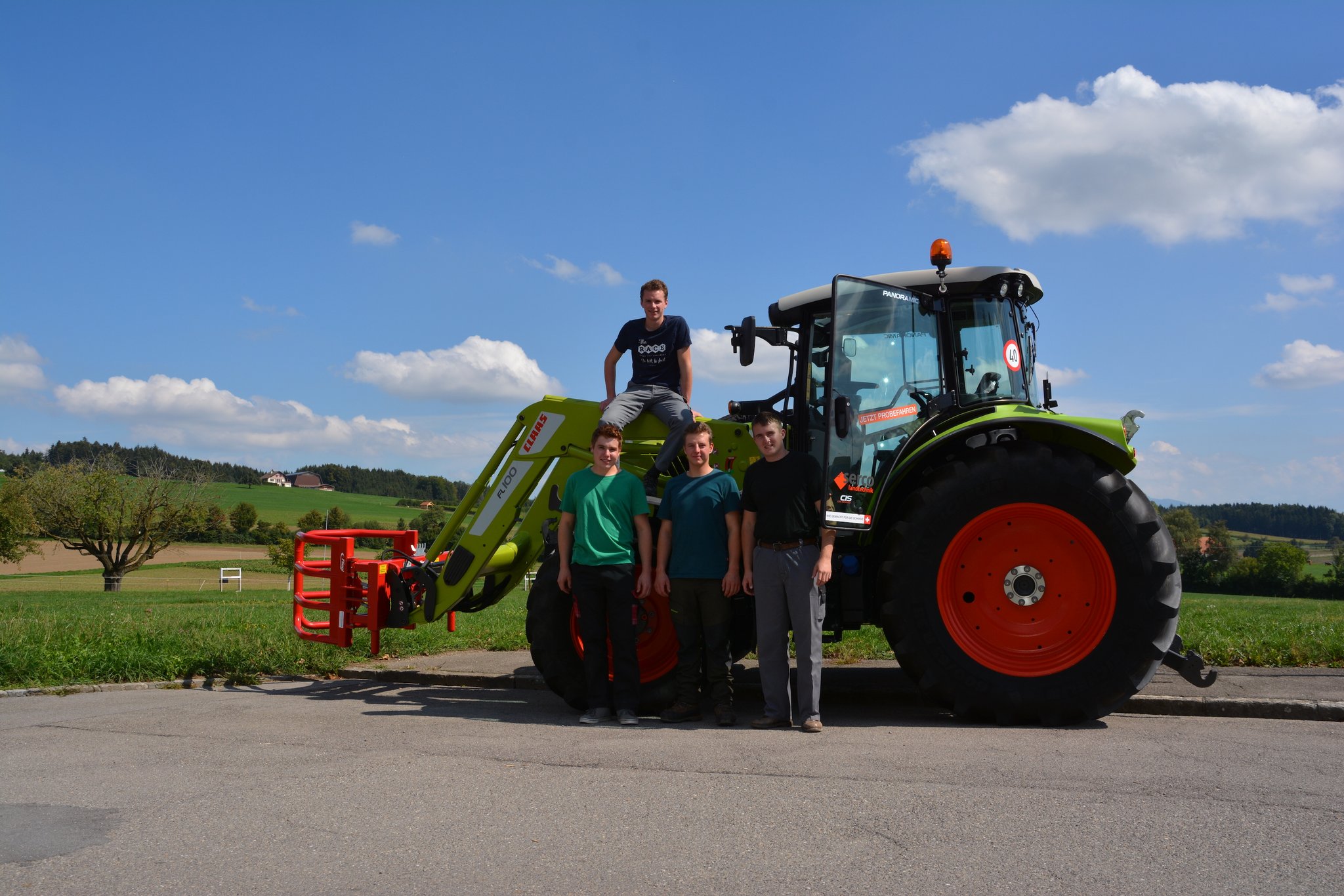 Simon Helfenstein (sitzend), Sascha Marti, Jan Schmid und Fabian Duss (v. l. n. r.) sind bereit. (Bild sh)