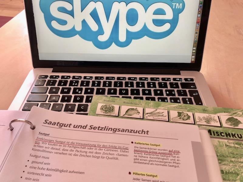 An den Bäuerinnenschulen wird via Fernunterricht der Stoff vermittelt. (Symbolbild et)