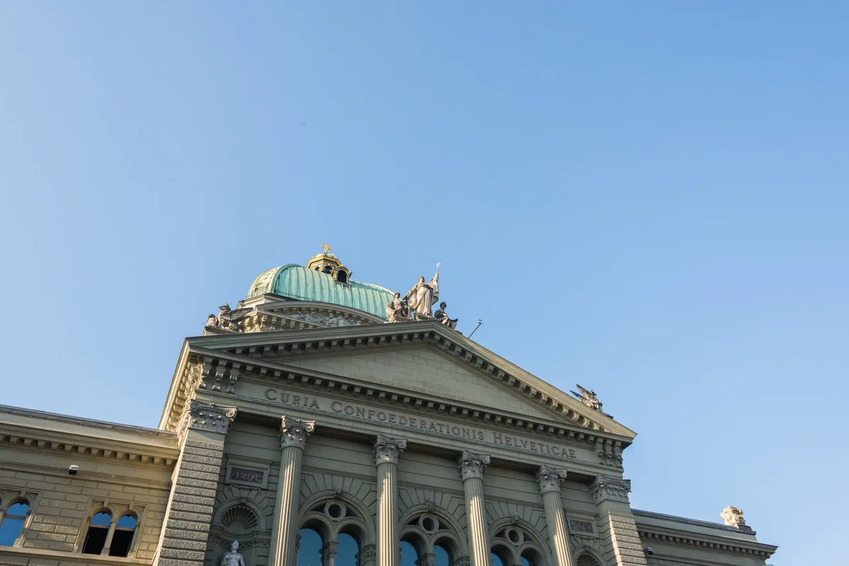 BZ-Bundeshaus-Symbolbilder-4 Nur 4,5 % aller Staatsausgaben fliessen in die Kasse der Landwirtschaft