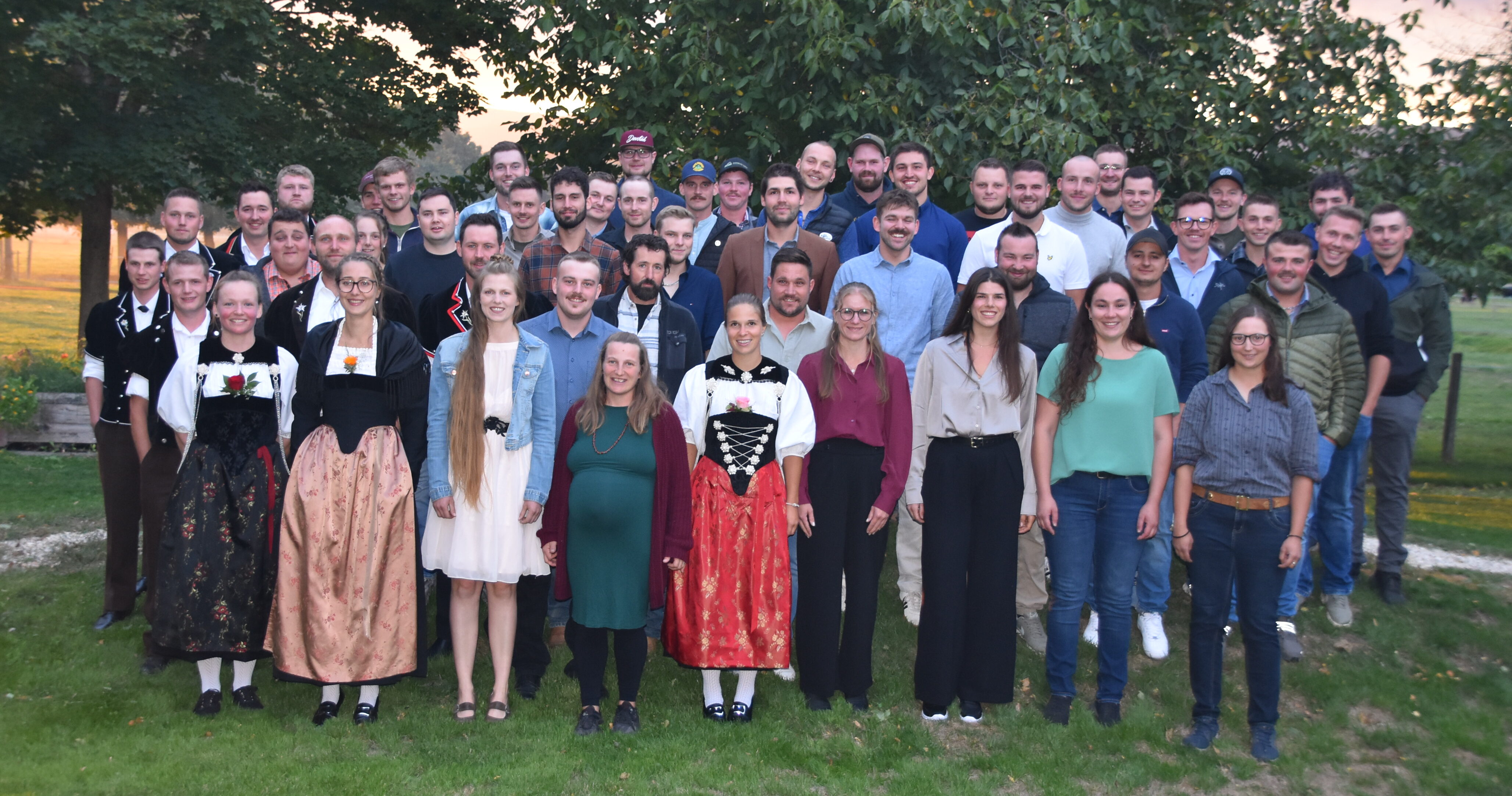 DSC_0004.JPG Nach einer strengen Lehrzeit durften diese Betriebsleiterinnen und Betriebsleiter ihren eidgenössischen Fachausweis entgegennehmen.