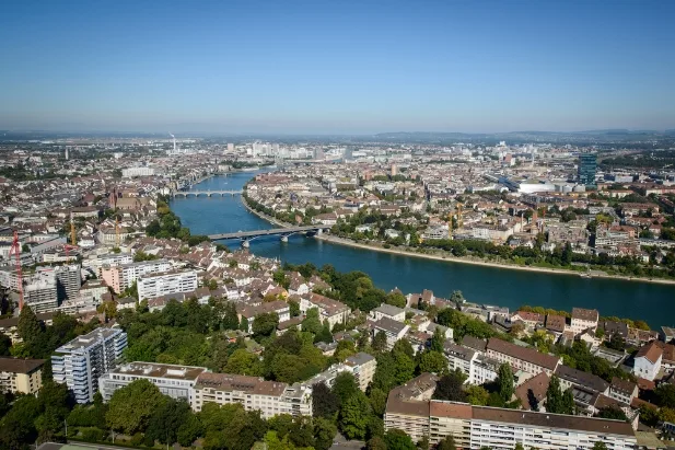 358f455d40d7e405e78576a095a7b19c161e7567 Der Kanton Basel Stadt, möchte dass sich der Siedlungsraum nach innen entwickelt. (Bild stadtwohnen.bs.ch)