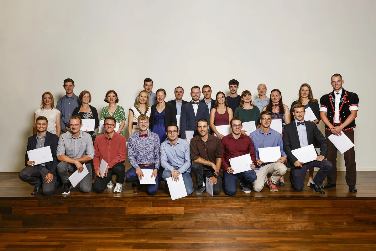Neue Agronominnen und Agronomen strömen aus der HAFL