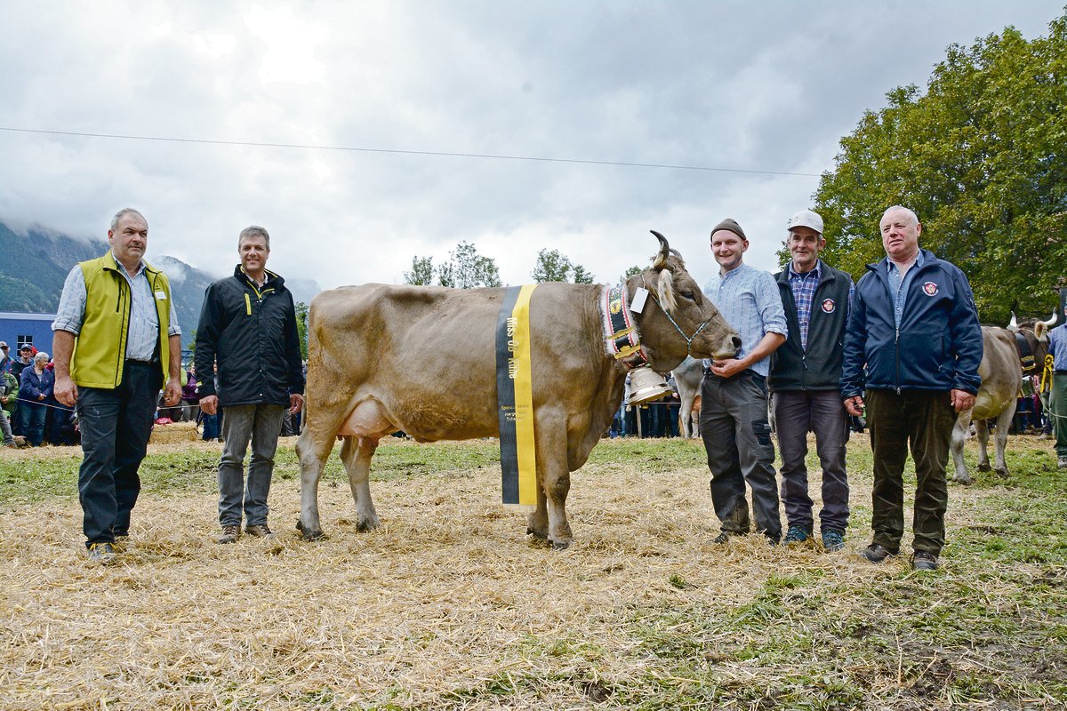 Miss OB wurde General Belinda von Gusti Zurfluh aus Isenthal, eine «Top-Bergkuh» befand Schauexperte Anderegg. (Bilder Andrea Gysin)