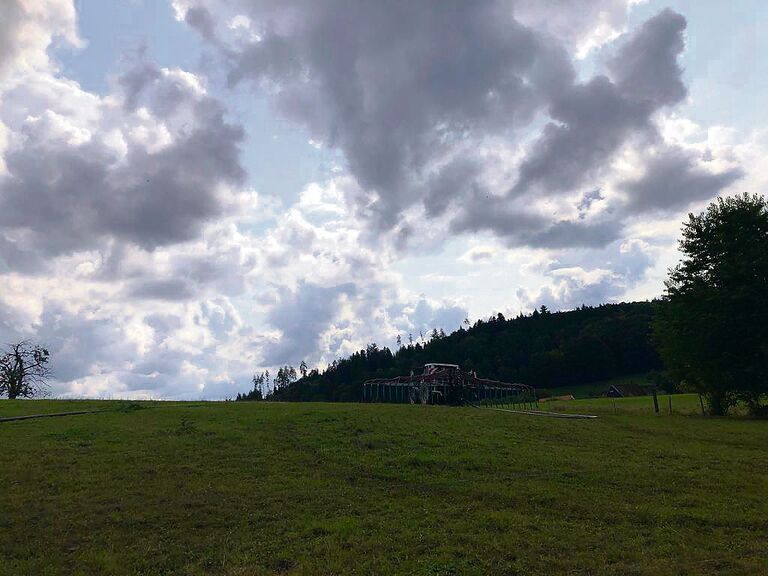 Ab 2024 gilt es ernst, gegüllt werden darf dann auf den allermeisten Flächen nur noch mittels emissionsmindernden Verfahren.