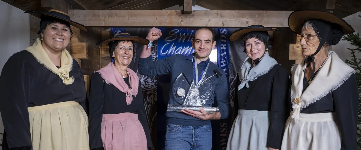 gewinner_swiss_cheese_awards Marc Delacombaz ist mit seinem Gruyère AOP Käse-Schweizermeister 2022