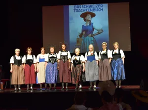 Über 500 Models wurden für das Trachtenbuch abgelichtet.