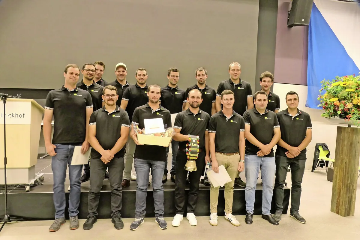 Die neuen Betriebsleiterinnen und Betriebsleiter vom Strickhof.