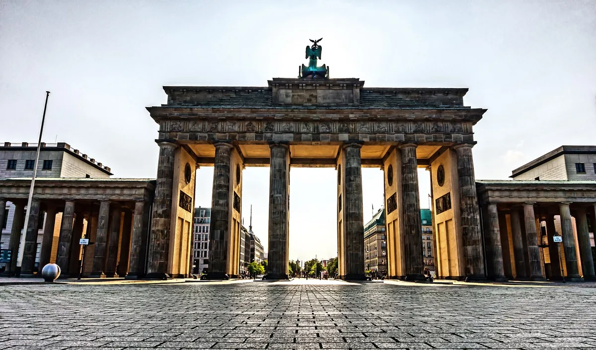 Deutschland-BrandburgerTor-Pixabay «Keine Kompromisse» – Deutsche Bauernverbände halten an Protestplänen fest