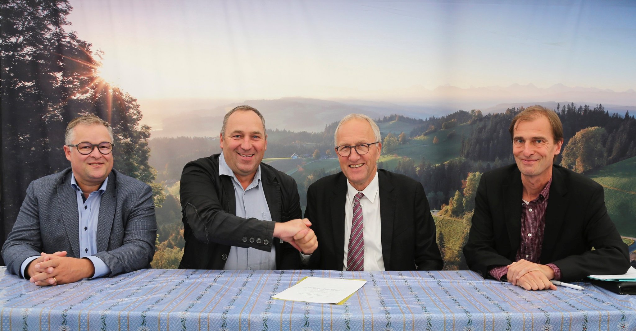 Die Milchbranche und Suisselab AG führen den Vertrag weiter