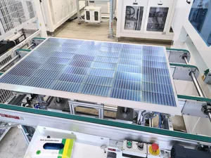 Die 3S Swiss Solar Solutions AG stellt an ihrem zusätzlichen Standort in Worb BE Solarmodule her.