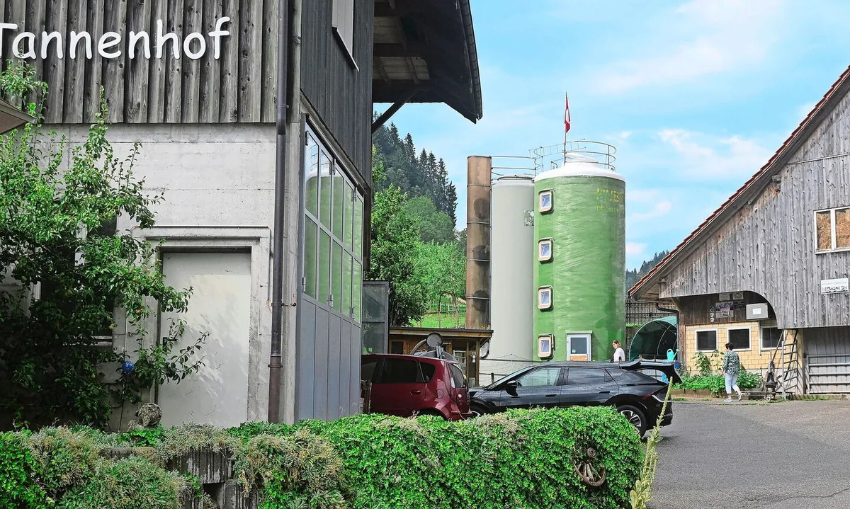 c8161ee6ee96c9526856b83a40e4120e6acdd653950f74c21801d557419e74e5 Das schweizweit erste Silohotel auf dem Tannenhof in Escholzmatt empfängt ab Mitte August erste Gäste.