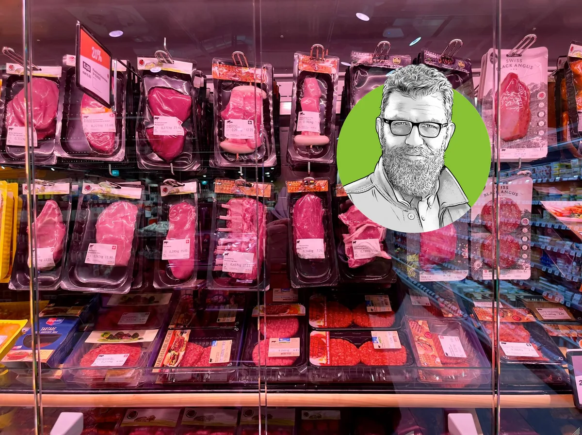 Editorial_Migros_Coop_Verantwortung Fleischablage in einem Supermarkt als Symbolbild.