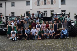 Die Abschlussklasse Landwirt(in) EFZ in Erstausbildung.