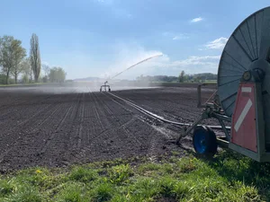 Bewässerung wird aufgrund vermehrter Phasen mit Trockenheit, für viele landwirtschaftliche Kulturen immer wichtiger.