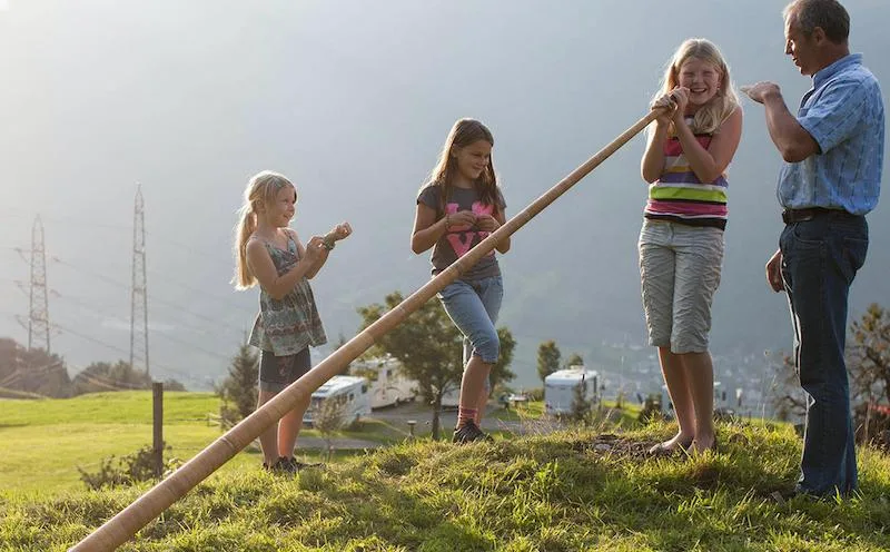 d7cf6deed6ceab66f04f53940f3bbb2a3875cff0 Über die Plattform myfarm.ch können Anbieter von Agrotourismus Ferien auf dem Bauernhof anbieten. (Bild myfarm.ch)