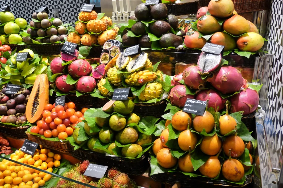 246b689d98e4a62b19e9dbc94fbe32e1791d05ee Zu den meist importierten, exotischen Früchten aus dem Ausland gehören die Avocados, Mangos, die Granatäpfel und Kakis. (Symbolbild pxhere.com)